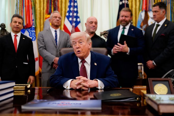 Trump Iran nama rakaatayn karto.jpg